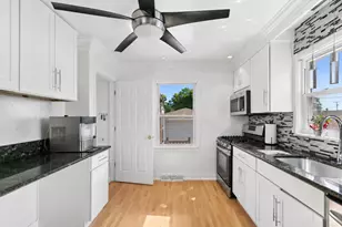 3911 Jewett Ave, Highland, IN 46322 - Photo 5