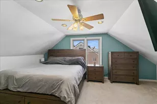 3911 Jewett Ave, Highland, IN 46322 - Photo 7