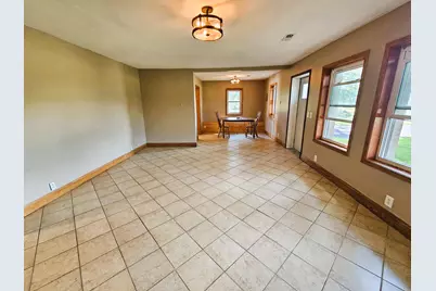 2813 New Hampshire Street, Lake Station, IN 46405 - Photo 5