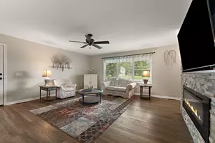 130 S 300 W, Valparaiso, IN 46385 - Photo 5