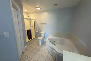 10000 Wildwood Ln, Highland, IN 46322 - Photo 13
