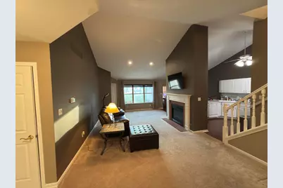 10000 Wildwood Lane, Highland, IN 46322 - Photo 3