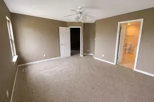 10000 Wildwood Ln, Highland, IN 46322 - Photo 11