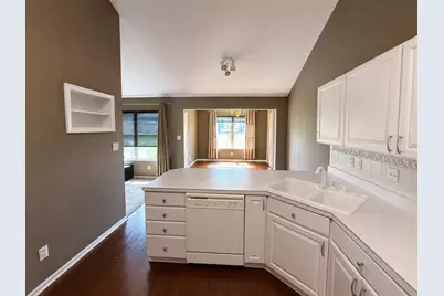10000 Wildwood Lane, Highland, IN 46322 - Photo 7