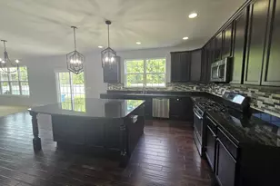 10091 Pearwood Dr, Saint John, IN 46373 - Photo 17