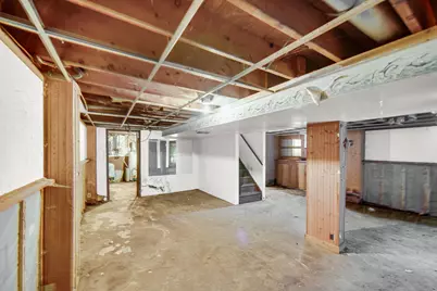 90 S 275 W, Valparaiso, IN 46385 - Photo 21