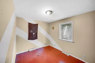 90 S 275 W, Valparaiso, IN 46385 - Photo 5