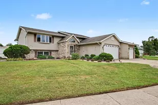 2907 Arbor Ln, Hobart, IN 46342 - Photo 3