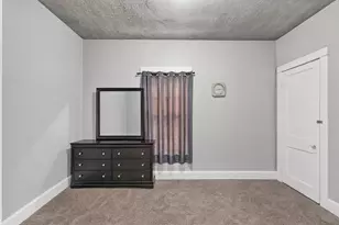 2040 Lincoln Ave, Hammond, IN 46394 - Photo 7
