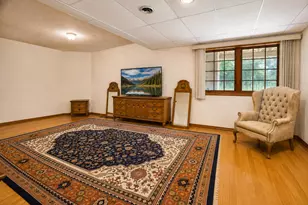 643 N 50 W, Valparaiso, IN 46385 - Photo 25