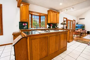 643 N 50 W, Valparaiso, IN 46385 - Photo 3