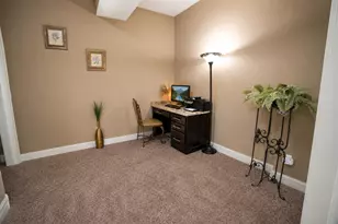 58 E Levanno Dr E, Crown Point, IN 46307 - Photo 11