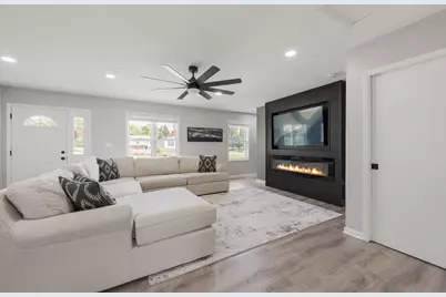 10736 Forestdale Street, Saint John, IN 46373 - Photo 5