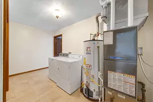 2895 S Collins Dr, La Porte, IN 46350 - Photo 19