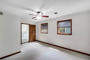 419 S 9th St, Chesterton, IN 46304 - Photo 25