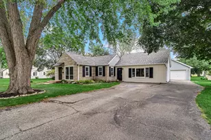 419 S 9th St, Chesterton, IN 46304 - Photo 3