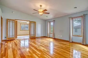9881 Hart St, Saint John, IN 46373 - Photo 7