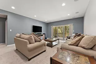 8733 Forest Glen Ct, Saint John, IN 46373 - Photo 19