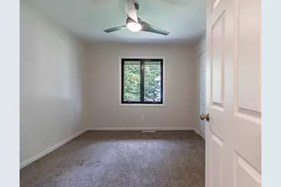 9425 Oriole Drive, Munster, IN 46321 - Photo 13
