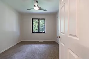 9425 Oriole Dr, Munster, IN 46321 - Photo 13