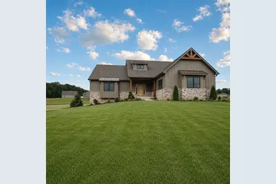 470 Stonebridge Pkwy, Valparaiso, IN 46383 - Photo 1