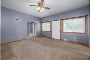 210 N Prairie St, Brookston, IN 47923 - Photo 7