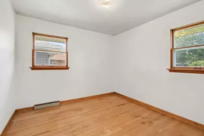 209 S Virginia Street, Hobart, IN 46342 - Photo 9