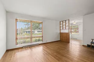209 S Virginia St, Hobart, IN 46342 - Photo 5