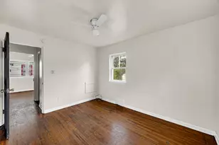621 Colfax St, Gary, IN 46406 - Photo 11