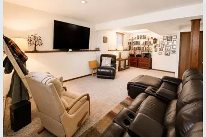 9113 Idlewild Drive, Highland, IN 46322 - Photo 21