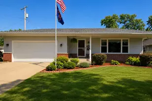 9113 Idlewild Dr, Highland, IN 46322 - Photo 1