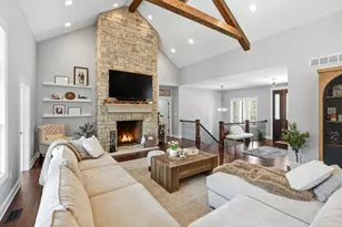 986 Sylvia Ln, Crown Point, IN 46307 - Photo 9