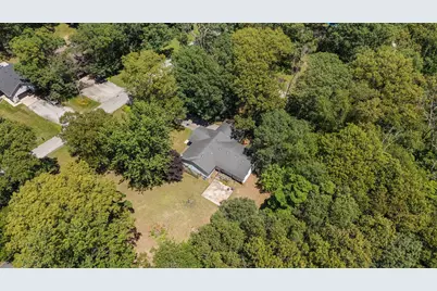165 W 890 N, Wheatfield, IN 46392 - Photo 3