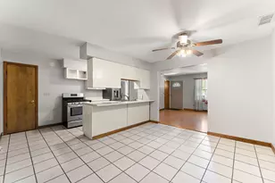 165 W 890 N, Wheatfield, IN 46392 - Photo 5