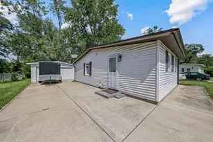 404 Michigami Trail, Westchester Township, IN 46304 - Photo 21