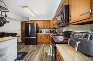 680 S Marshall St, Wheatfield, IN 46392 - Photo 9