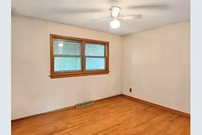 5910 McKinley Street, Merrillville, IN 46410 - Photo 9