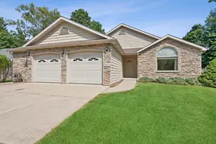 883 Hemingway Trail, Valparaiso, IN 46383 - Photo 1