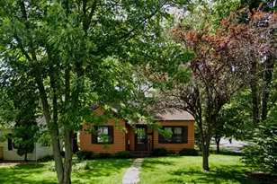 613 Madison St, Valparaiso, IN 46385 - Photo 1