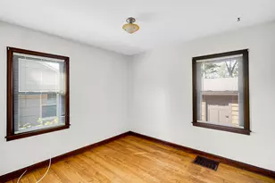 613 Madison St, Valparaiso, IN 46385 - Photo 23