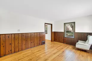 613 Madison St, Valparaiso, IN 46385 - Photo 17