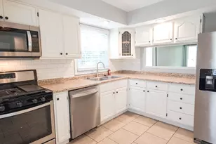 1473 Happy Valley Rd, Crown Point, IN 46307 - Photo 3