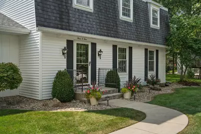 304 Salem Court, Valparaiso, IN 46383 - Photo 3