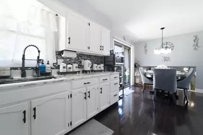 1552 W 99th Avenue, Crown Point, IN 46307 - Photo 5