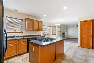 2559 Blackstone Circle, Portage, IN 46368 - Photo 9
