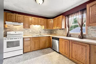 2405 Pueblo Dr, West Lafayette, IN 47909 - Photo 7