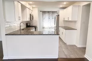 8124 Monroe Ave, Munster, IN 46321 - Photo 9