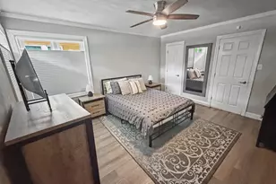 8501 Oak Ave, Gary, IN 46403 - Photo 17