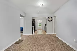 523 Rush St, Hobart, IN 46342 - Photo 3