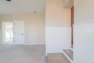 205 E Grove St, Wheatfield, IN 46392 - Photo 11